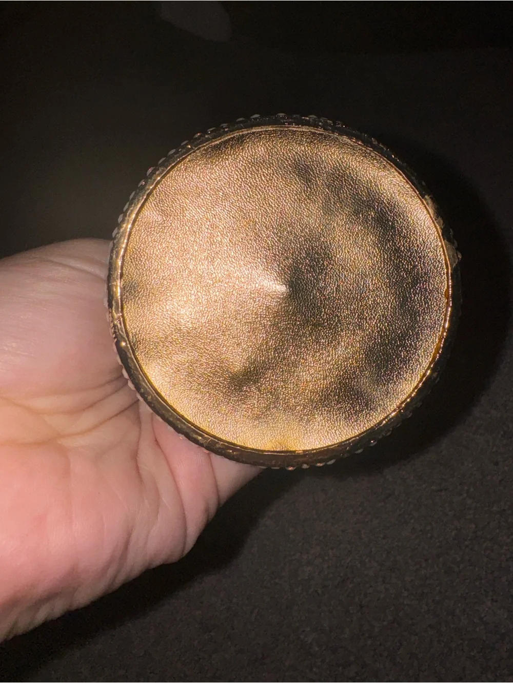 N/A sparkling gold